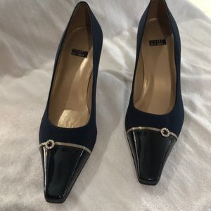 Stuart Weitzman pumps
